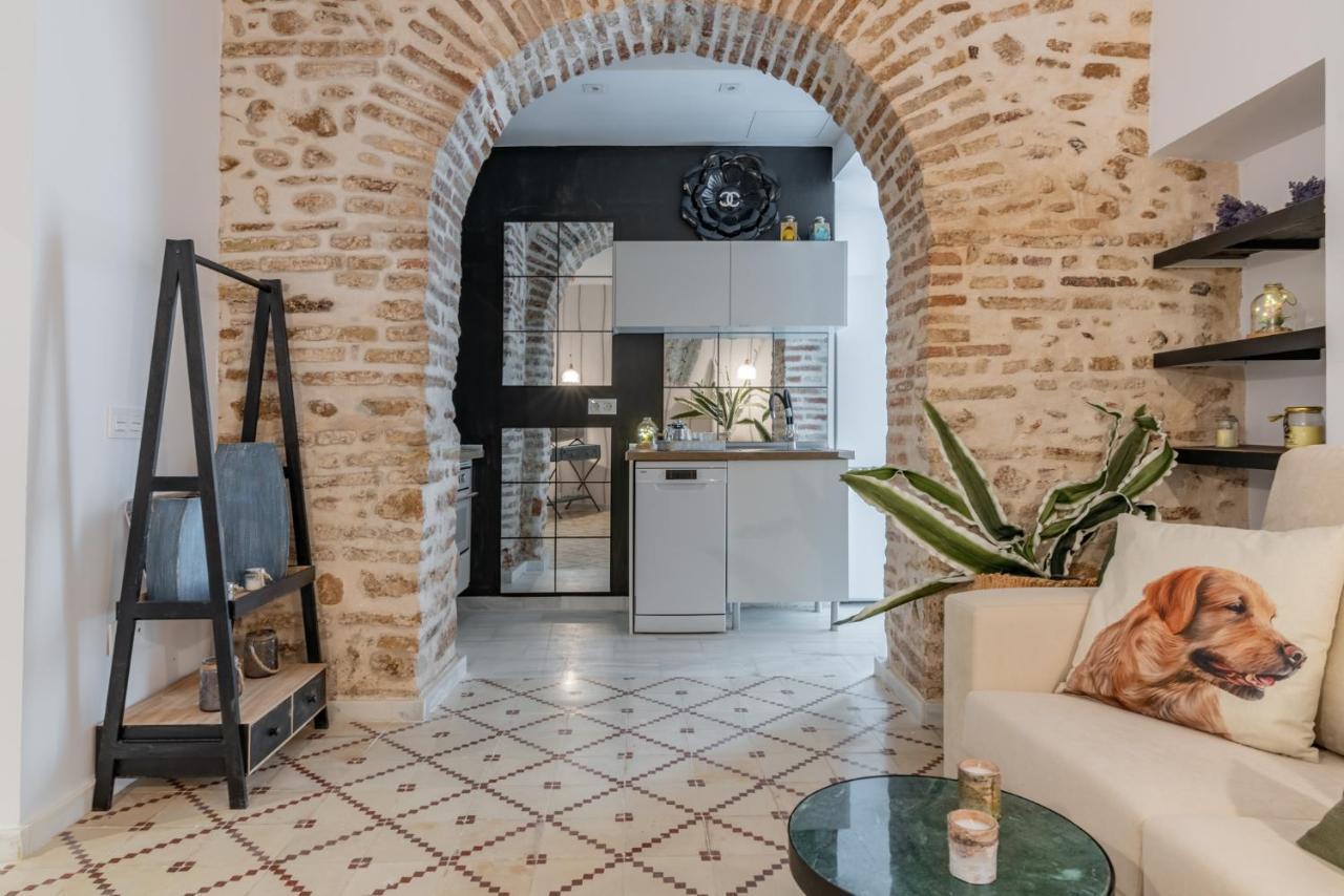 Apartment Dreams Of Old Town
